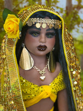 Load image into Gallery viewer, Gipsy doll,Muñeca Gitana ,Muñeca Espiritual