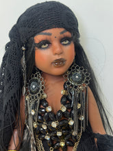 Load image into Gallery viewer, Gipsy doll/Muñeca Mediana /Gitana Bruja Hechicera