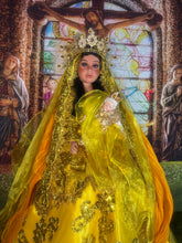 Load image into Gallery viewer, Virgen de la Caridad en Muñeca